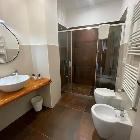 Petruzzelli 3* バーリ